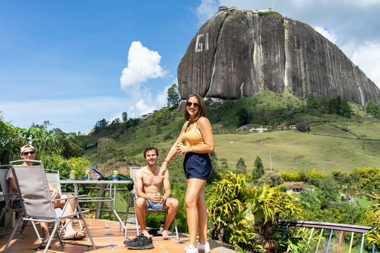 Casa Galeria Guatape Vila Exterior foto