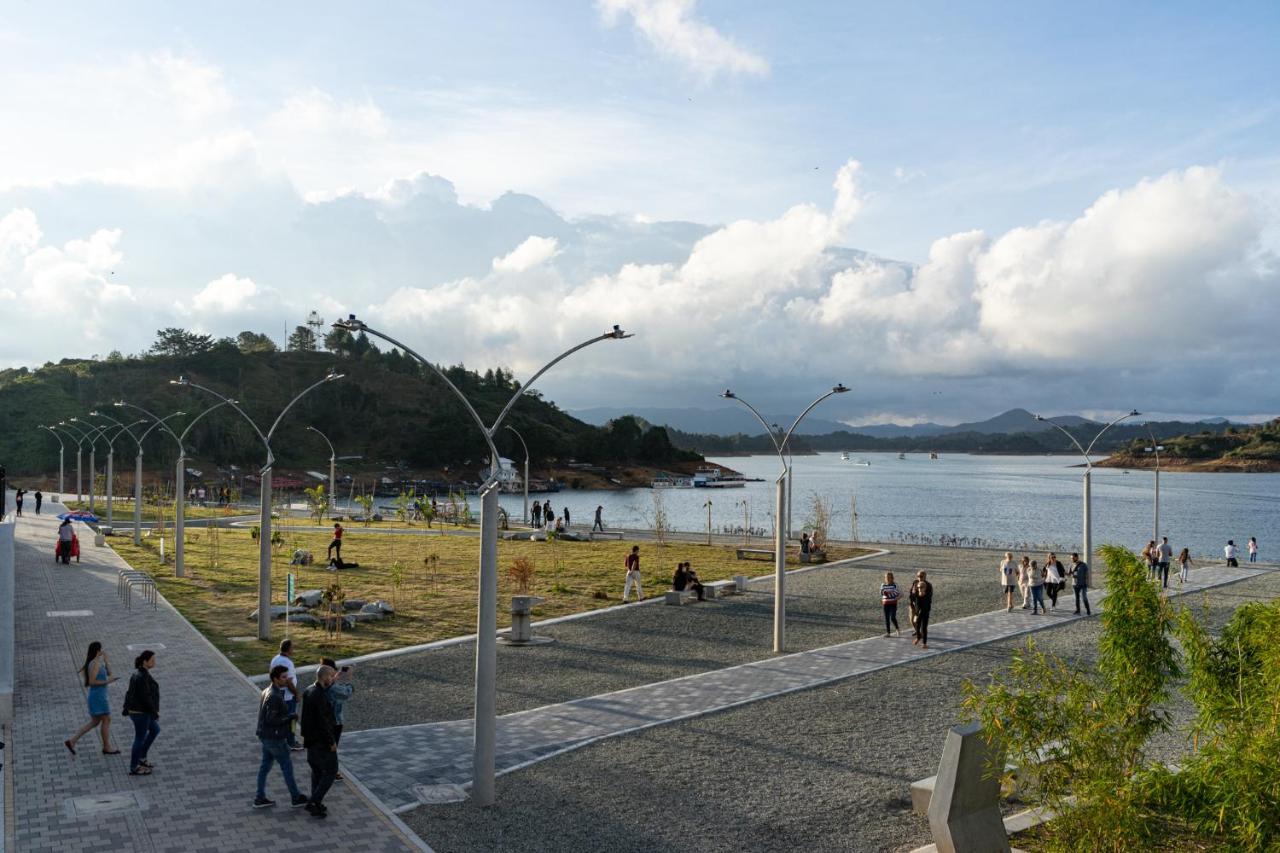 Casa Galeria Guatape Vila Exterior foto